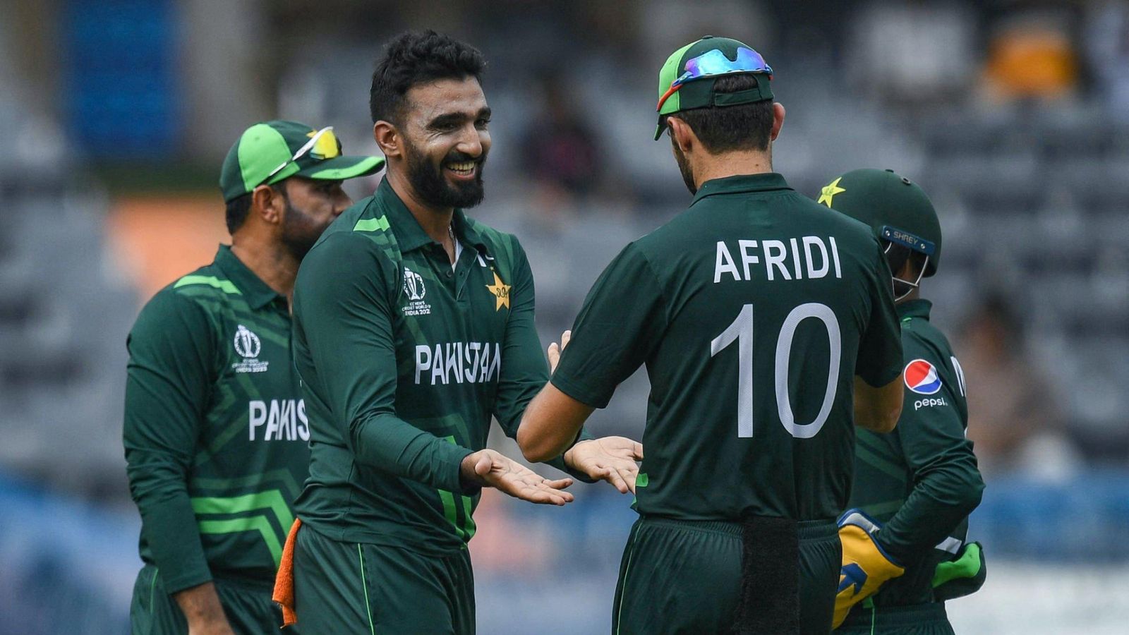 PAK vs AUS: वर्ल्ड कप से पहले पाकिस्तान को फील्डिंग ने फिर किया शर्मिंदा, Video देखकर नहीं रोक पाएंगे हंसी! PAK vs AUS: वर्ल्ड कप से पहले पाकिस्तान को फील्डिंग ने फिर किया शर्मिंदा, Video देखकर नहीं रोक पाएंगे हंसी!