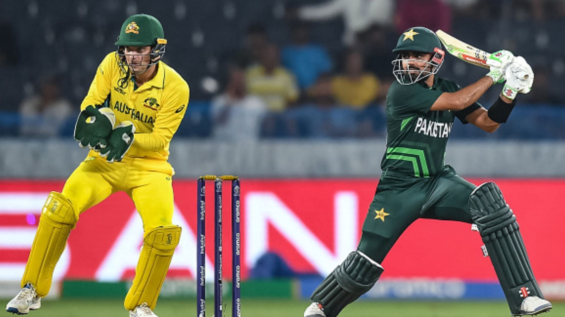 PAK vs AUS : वार्मअप मैच में फिर हारा पाकिस्तान, ऑस्ट्रेलिया ने 351 रन बनाने के बाद जीता मैच, बाबर के 90 रनों की पारी गई बेकार