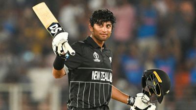 सचिन के अलावा इन दो लेफ्ट हैंडर्स बल्लेबाजों से भी प्यार करते हैं रचिन, पहले मैच में शतक ठोकने के बाद कहा- भारत में... वर्ल्ड कप के पहले मैच में रवींद्र का शतक