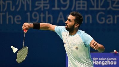 Asian games: भारत का 41 साल का इंतजार खत्म, एचएस प्रणॉय ने दिलाया ऐतिहासिक मेडल एचएस प्रणॉय ने जीता ब्रॉन्ज