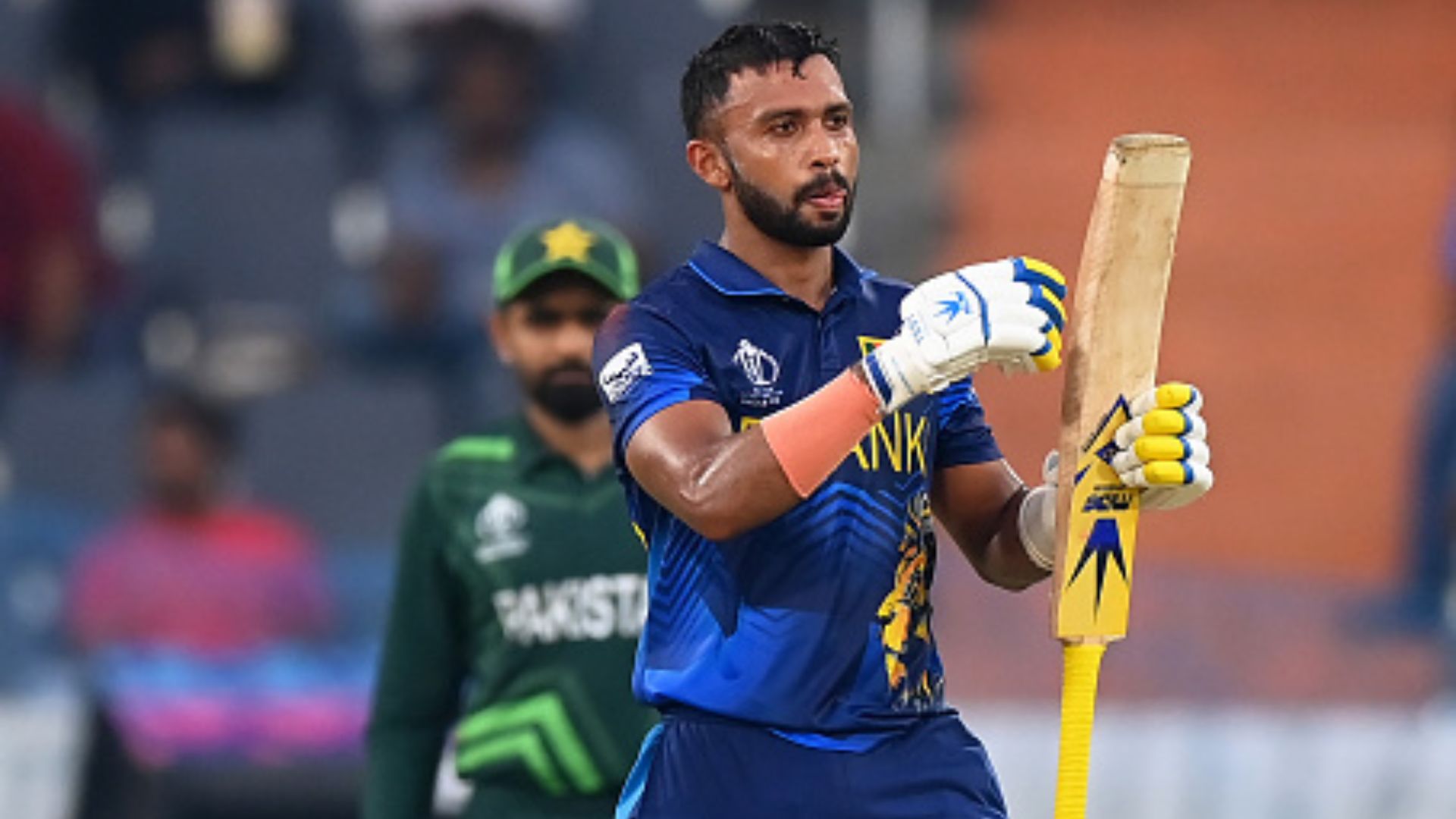 PAK vs SL: जिसे पाकिस्तान ने डेब्यू में जीरो पर निपटाया उसने वर्ल्ड कप में बदला लिया, शाहीन-हारिस की कुटाई कर फोड़ा शतक, रचा इतिहास सदीरा समरविक्रमा. (Getty Images)