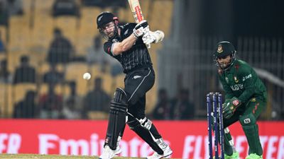 NZ vs BAN : कप्तान विलियमसन की धमाकेदार वापसी से न्यूजीलैंड ने लगाई जीत की 'हैट्रिक', बांग्लादेश को 8 विकेट से रौंदा केन विलियमसन