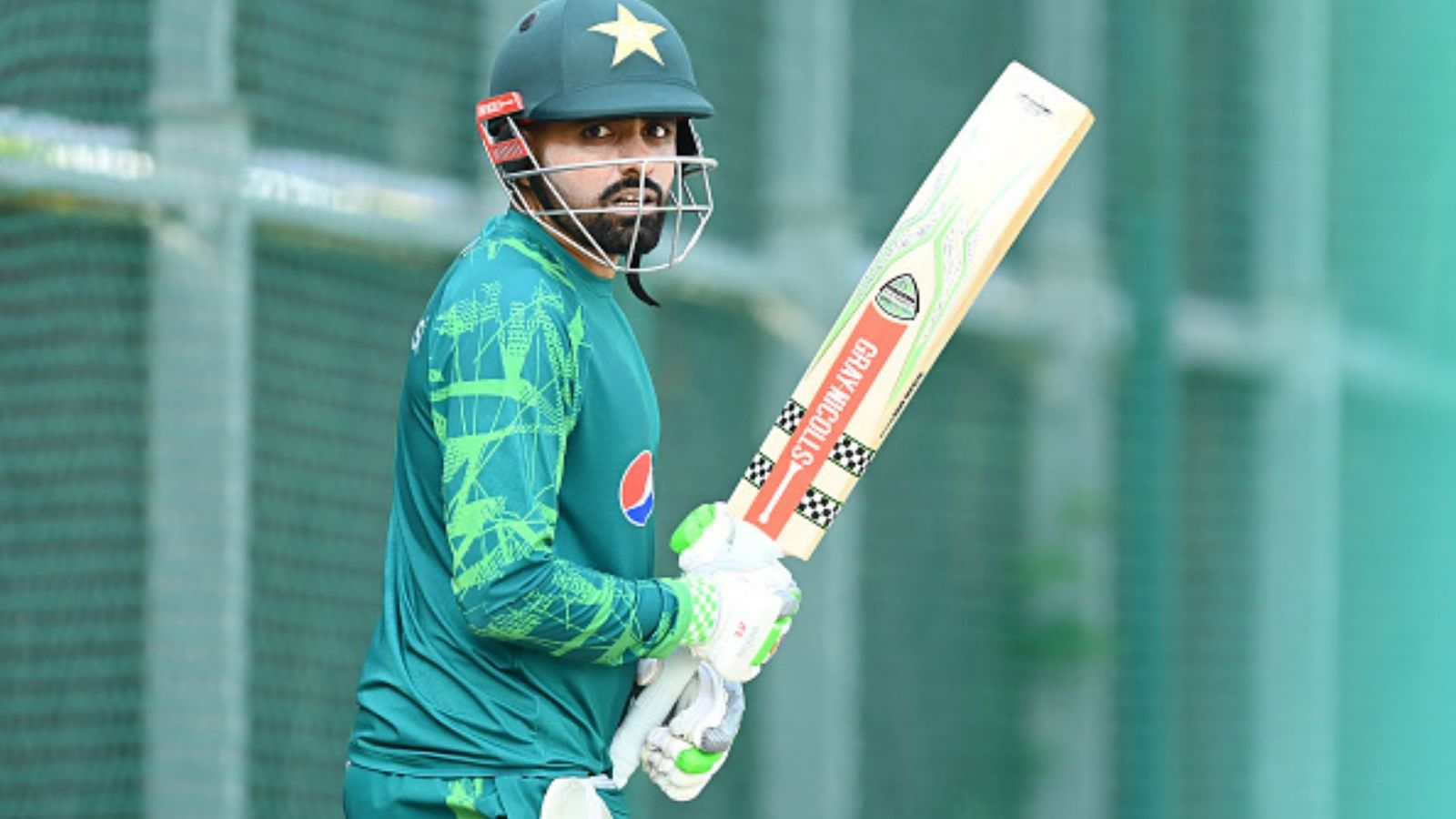 IND vs PAK: बाबर आजम को भारतीय क्रिकेटर ने कर दिया ट्रोल, कहा- 'जैसा चल रहा है वैसा चलने दो' IND vs PAK: बाबर आजम को भारतीय क्रिकेटर ने कर दिया ट्रोल, कहा- 'जैसा चल रहा है वैसा चलने दो'