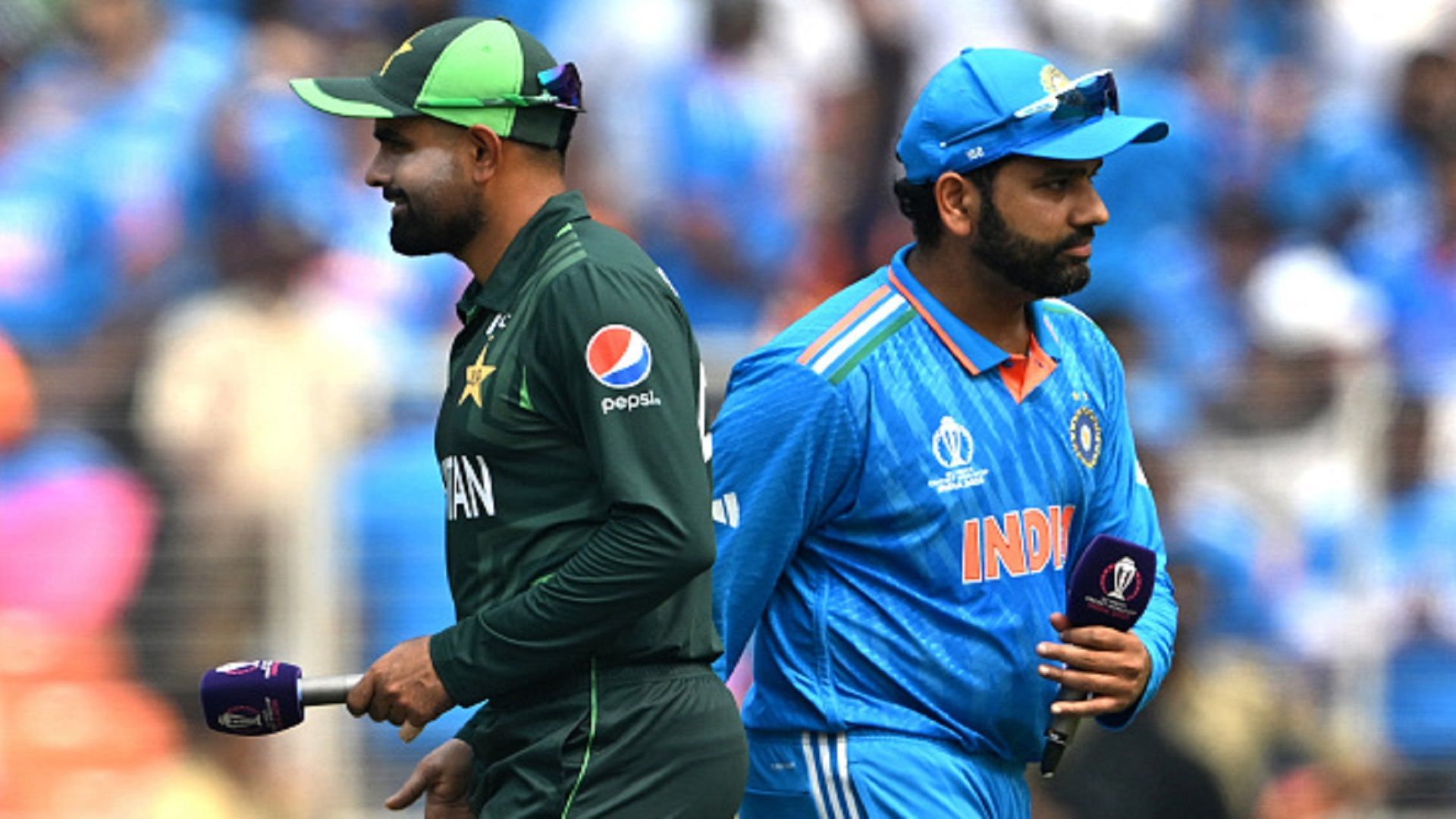 IND vs PAK : एक लाख लोगों के सामने बाबर आजम ने कैसे डुबोई पाकिस्तान की लुटिया, सिर्फ 2 शब्दों में समझें पूरी बात