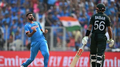 बच्चों की तरह मारा, मैं देख नहीं पाया ये सब, दिग्गज पाकिस्तानी क्रिकेटर को चुभ रही हार, कहा- ये अपमान है हमारा पाकिस्तान को मिली थी करारी हार