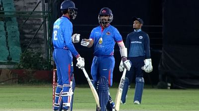 अजिंक्य रहाणे के ताबड़तोड़ खेल ने मचाई धूम, चहल-हर्षल और मोहित शर्मा की तिकड़ी के छक्के छुड़ाए, हासिल की जबरदस्त जीत अजिंक्य रहाणे ने मुंबई के लिए लगाई फिफ्टी.