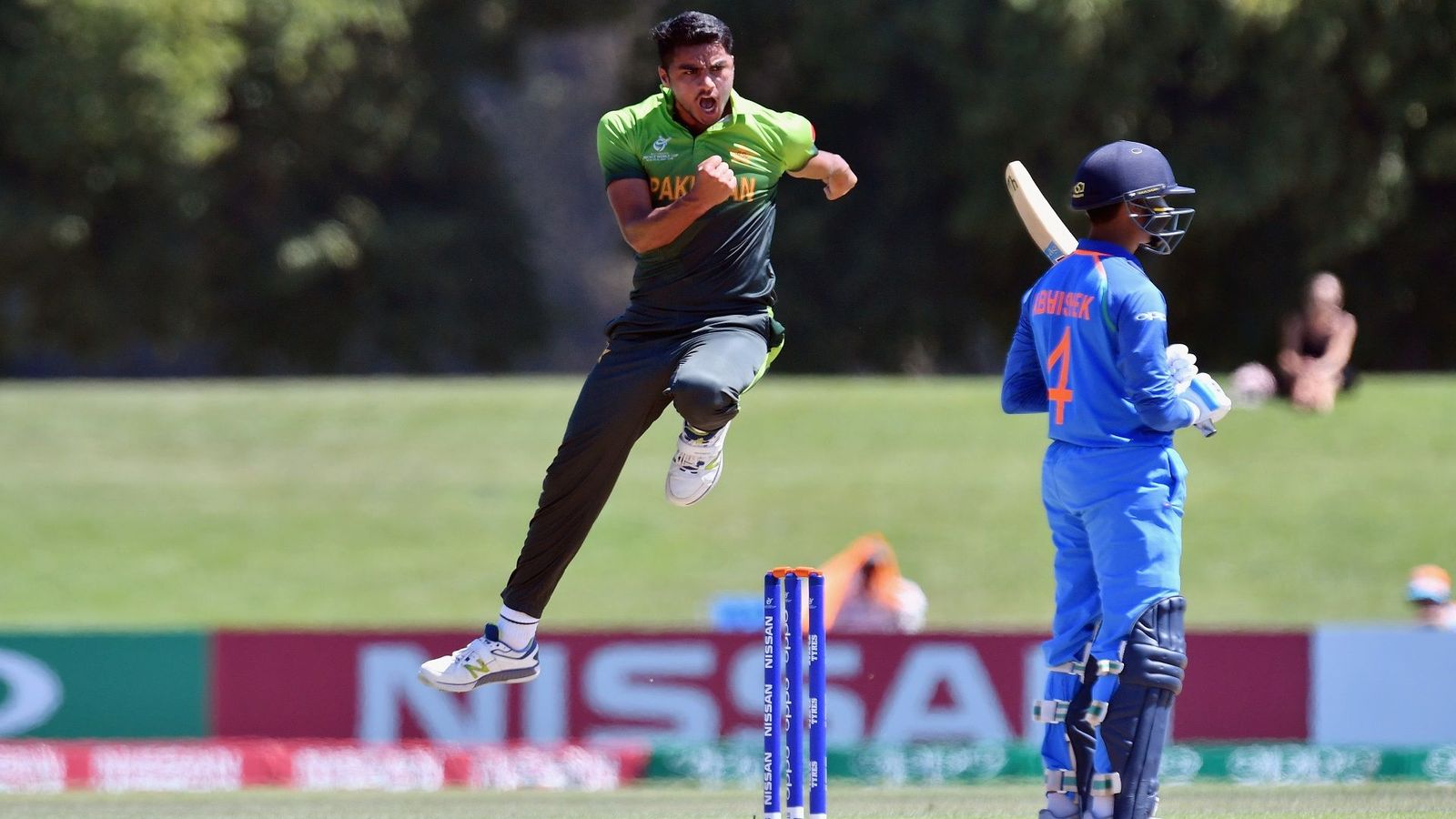 Syed Mushtaq Ali Trophy: भारतीय ओपनर का लंबी खामोशी के बाद गरजा बल्ला, सिर्फ 42 गेंदों में जड़ डाला विस्फोटक शतक Syed Mushtaq Ali Trophy: भारतीय ओपनर का लंबी खामोशी के बाद गरजा बल्ला, सिर्फ 42 गेंदों में जड़ डाला विस्फोटक शतक