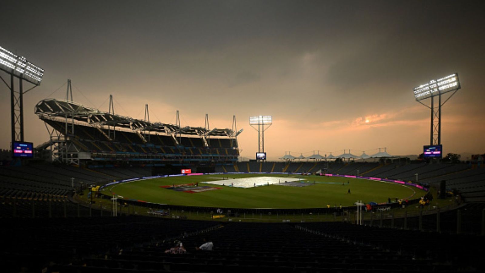 IND vs BAN: जीत की हैट्रिक के बाद क्या बारिश बिगाड़ेगी टीम इंडिया का खेल, जानें कैसा रहेगा पुणे का मौसम IND vs BAN: जीत की हैट्रिक के बाद क्या बारिश बिगाड़ेगी टीम इंडिया का खेल, जानें कैसा रहेगा पुणे का मौसम