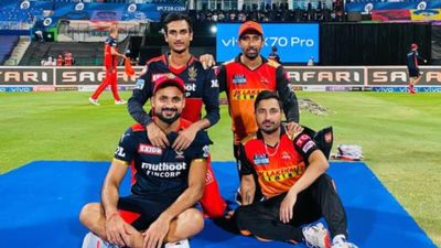 वर्ल्ड कप 2023 के बीच भारतीय क्रिकेटर ने लिया संन्यास, IND vs BAN मैच के दौरान किया ऐलान श्रीवत्स गोस्वामी