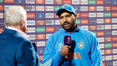 IND vs NZ: रोहित शर्मा ने बताया मैच में कब आया था प्रेशर, कैच छोड़ने वाले खिलाड़ियों पर कही दिल छूने वाली बात फील्डिंग पर क्या बोला कप्तान