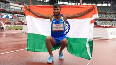 Asian Games: गूगल से लगाया पता, अब चीन में लहरा दिया तिरंगा, हाई जंप में भारत को दिलाया गोल्ड प्रवीण कुमार ने जीता गोल्ड