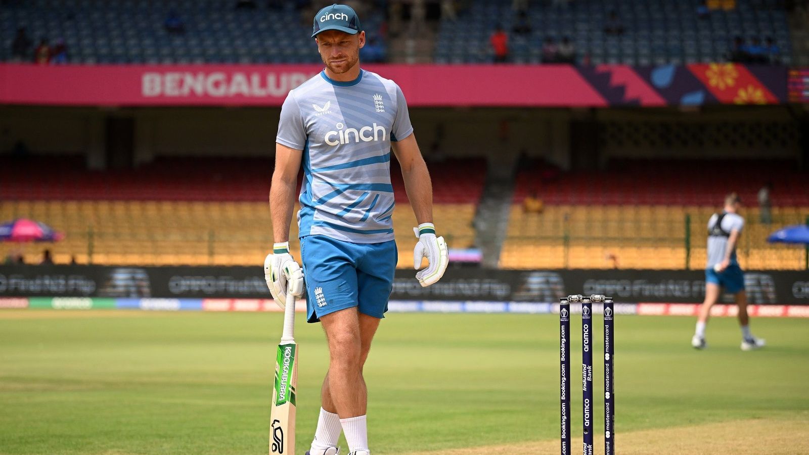 ENG vs SL: इंग्लैंड ने शर्मनाक हार के बाद 3 प्लेयर्स को किया बाहर, श्रीलंका ने भी बदली टीम, जानें दोनों की प्लेइंग इलेवन  ENG vs SL: इंग्लैंड ने शर्मनाक हार के बाद 3 प्लेयर्स को किया बाहर, श्रीलंका ने भी बदली टीम, जानें दोनों की प्लेइंग इलेवन