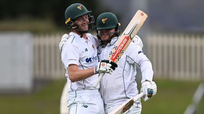 जिसे भारत के खिलाफ मिली ऑस्ट्रेलिया की कप्तानी, उसने शतक ठोक 432 के लक्ष्य को बनाया खिलौना, रचा इतिहास तस्मानिया का शेफील्ड शील्ड में कमाल.