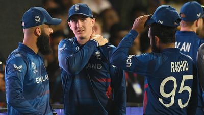 चैंपियंस ट्रॉफी में नहीं खेल पाएंगे वेस्ट इंडीज, जिम्बाब्वे जैसे देश, इंग्लैंड, बांग्लादेश पर भी मंडरा रहा खतरा, जानिए क्यों इंग्लैंड चैंपियंस ट्रॉफी से बाहर रह जाएगा!