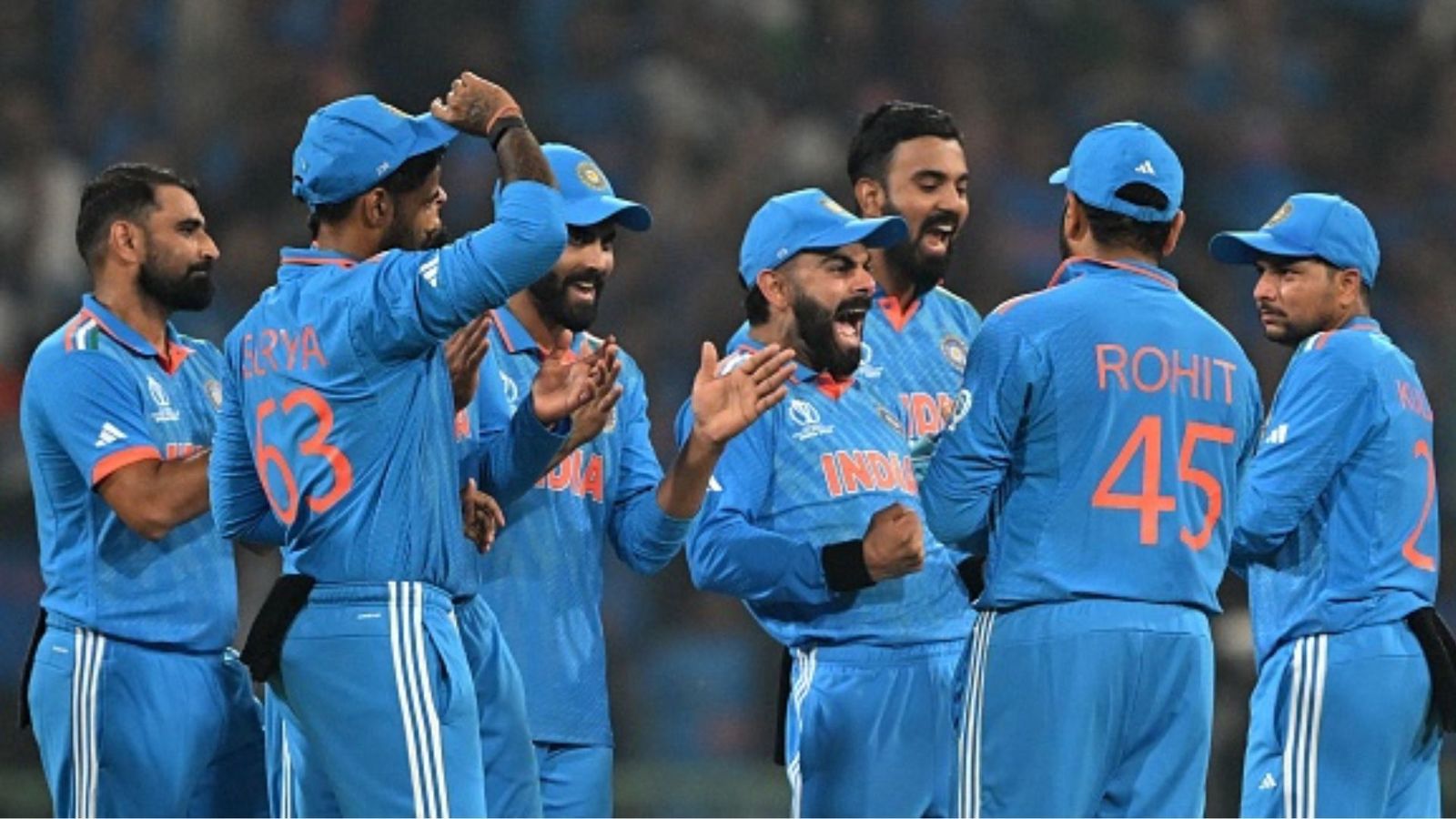 IND vs ENG: टीम इंडिया की सेमीफाइनल में धमाकेदार एंट्री, लगातार छठा मैच जीत वर्ल्ड चैंपियन इंग्लैंड को किया बाहर IND vs ENG: टीम इंडिया की सेमीफाइनल में धमाकेदार एंट्री, लगातार छठा मैच जीत वर्ल्ड चैंपियन इंग्लैंड को किया बाहर