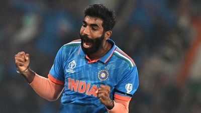 मैंने सुना था कि मेरी कभी वापसी नहीं होगी, मेरी पत्नी भी खेल...अंग्रेजों को धोने के बाद बुमराह ने लगाई आलोचकों की वाट बुमराह का धमाका