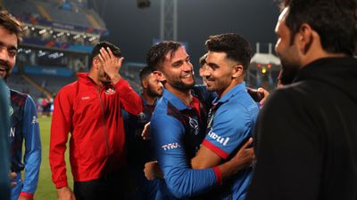 वर्ल्ड कप इतिहास में पहले जो कभी न हुआ वो विश्व कप 2023 में हो गया, एक दिन में बन गए दो स्पेशल रिकॉर्ड अफगानिस्तान क्रिकेट टीम वर्ल्ड कप में सफलता के नए शिखर छू रही है.