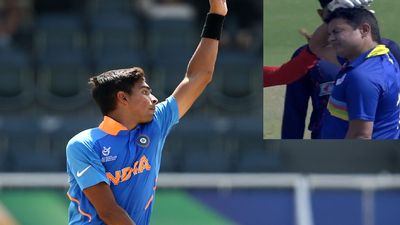 SMAT 2023: 22 साल के भारतीय ने मचाई खलबली, 150 से ऊपर फेंकी बॉलिंग, हेलमेट पर मारी गेंद, बल्लेबाज हुए खौफजदा, टीम को मिली जबरदस्त जीत कार्तिक त्यागी की रफ्तार ने मचाई खलबली