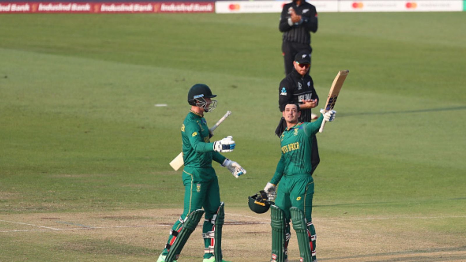 साउथ अफ्रीका के बल्लेबाजों ने बनाया नया वर्ल्ड रिकॉर्ड, इंग्लैंड को पछाड़ा, अब तक कोई भी टीम नहीं कर पाई है ऐसा साउथ अफ्रीका के बल्लेबाजों ने बनाया नया वर्ल्ड रिकॉर्ड, इंग्लैंड को पछाड़ा, अब तक कोई भी टीम नहीं कर पाई है ऐसा