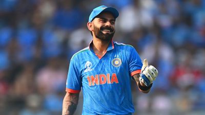 भारत-साउथ अफ्रीका मैच में नहीं होगा विराट कोहली के बर्थडे का जश्न, BCCI की वजह से बंगाल क्रिकेट ने रद्द किया प्लान विराट कोहली वर्ल्ड कप 2023 में रनों की बरसात कर रहे हैं.