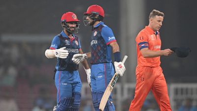 AFG vs NED: 179 रनों पर नीदरलैंड्स को समेट अफगानिस्तान ने 7 विकेट से जीता मैच, पाकिस्तान को सेमीफाइनल की राह में दिया दर्द अफगानिस्तान बनाम नीदरलैंड्स