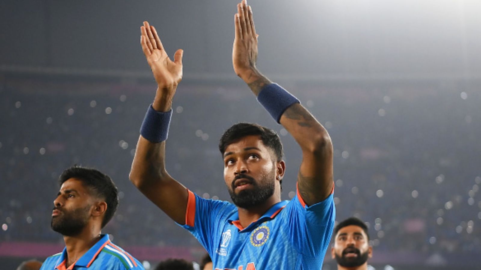 वर्ल्ड कप से बाहर होते ही हार्दिक पंड्या का पहला रिएक्शन आया सामने, सोशल मीडिया पोस्ट के जरिए कह दी बड़ी बात वर्ल्ड कप से बाहर होते ही हार्दिक पंड्या का पहला रिएक्शन आया सामने, सोशल मीडिया पोस्ट के जरिए कह दी बड़ी बात