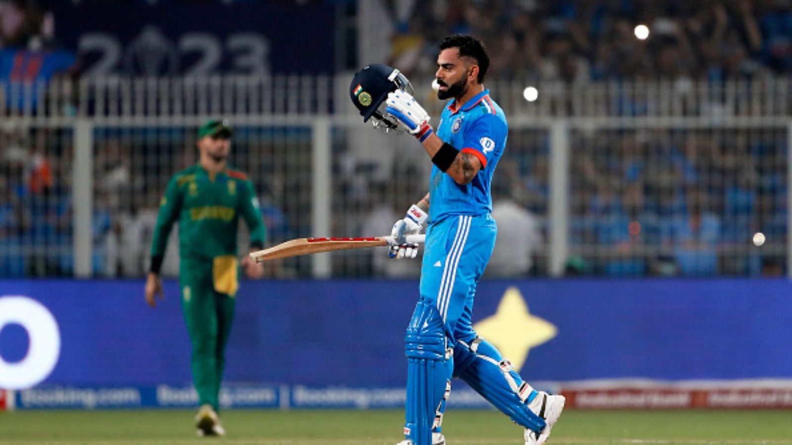 पाकिस्तान के पूर्व कप्तान ने विराट कोहली को कहा 'मतलबी' तो भिड़ गया गेंदबाज, बोले- विराट नहीं होता न... पाकिस्तान के पूर्व कप्तान ने विराट कोहली को कहा 'मतलबी' तो भिड़ गया गेंदबाज, बोले- विराट नहीं होता न...