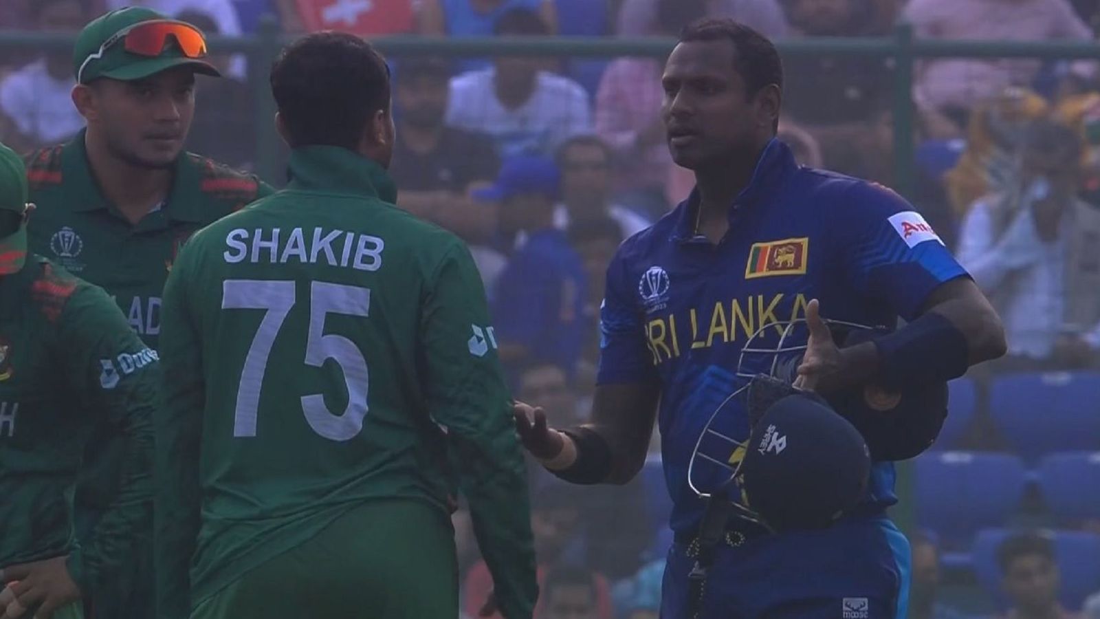 क्या है टाइम्ड आउट नियम, जिससे इंटरनेशनल क्रिकेट के 146 साल के इतिहास में पहली बार कोई खिलाड़ी हुआ आउट क्या है टाइम्ड आउट नियम, जिससे इंटरनेशनल क्रिकेट के 146 साल के इतिहास में पहली बार कोई खिलाड़ी हुआ आउट