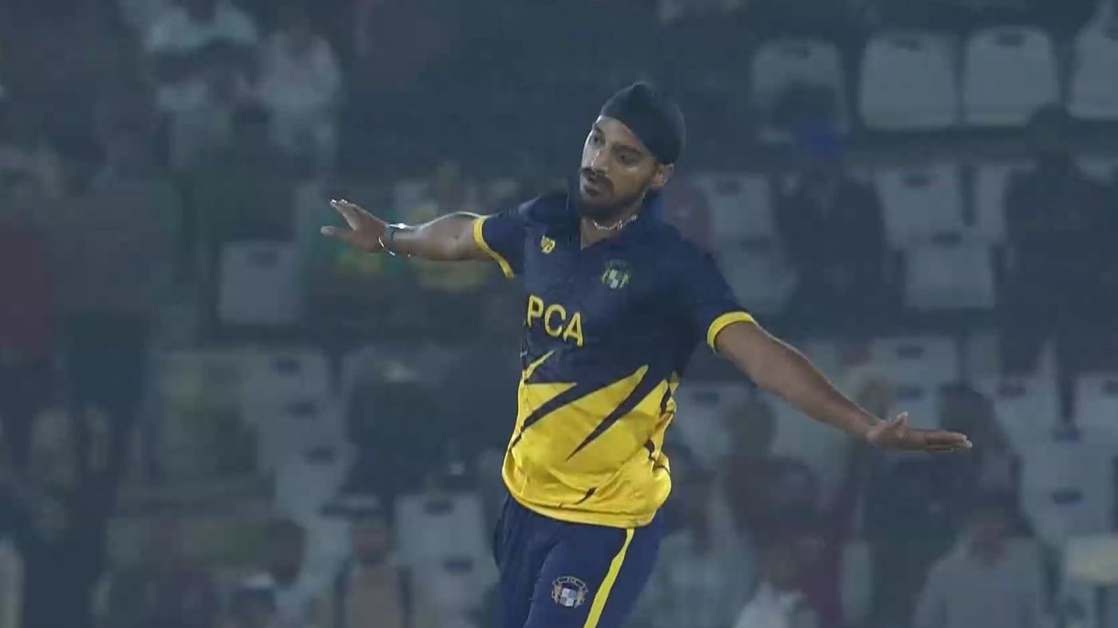 SMAT 2023: अर्शदीप के 5 गेंद में 3 विकेट और अनमोलप्रीत के आतिशी शतक से पंजाब पहली बार बना विजेता, क्रुणाल पंड्या की टीम हारी SMAT 2023: अर्शदीप के 5 गेंद में 3 विकेट और अनमोलप्रीत के आतिशी शतक से पंजाब पहली बार बना विजेता, क्रुणाल पंड्या की टीम हारी