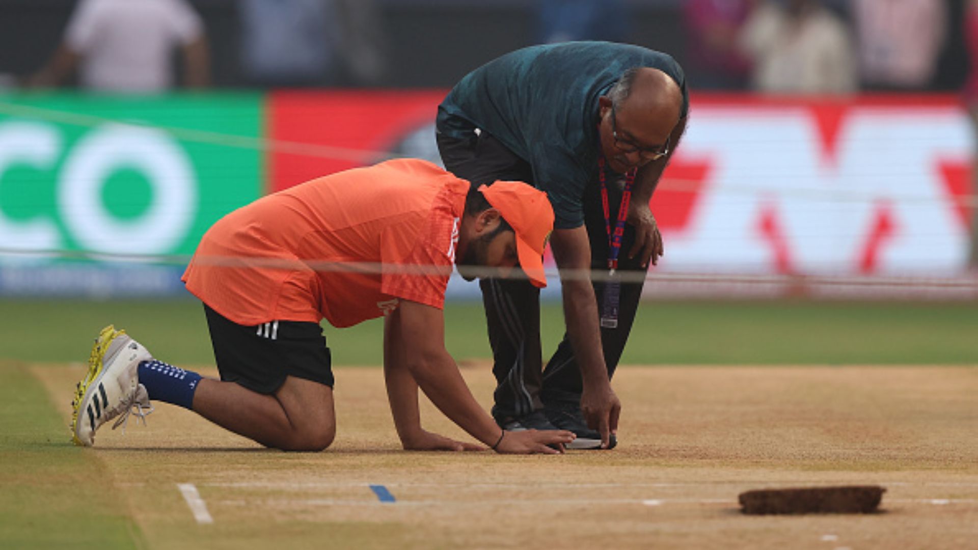 भारत ने टी20 वर्ल्ड कप 2022 में पुरानी पिच पर खेला था सेमीफाइनल तो अबकी बार क्यों हुआ पंगा?