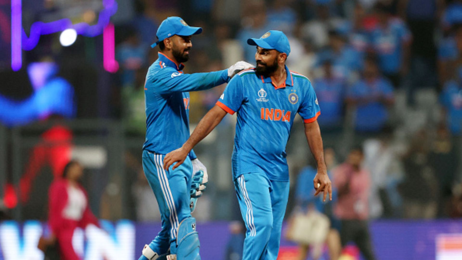 World Cup: टीम इंडिया में धोनी जैसा काम कर रहा यह सितारा, रोहित-कोहली की चमक के आगे नहीं मिल रही तारीफ