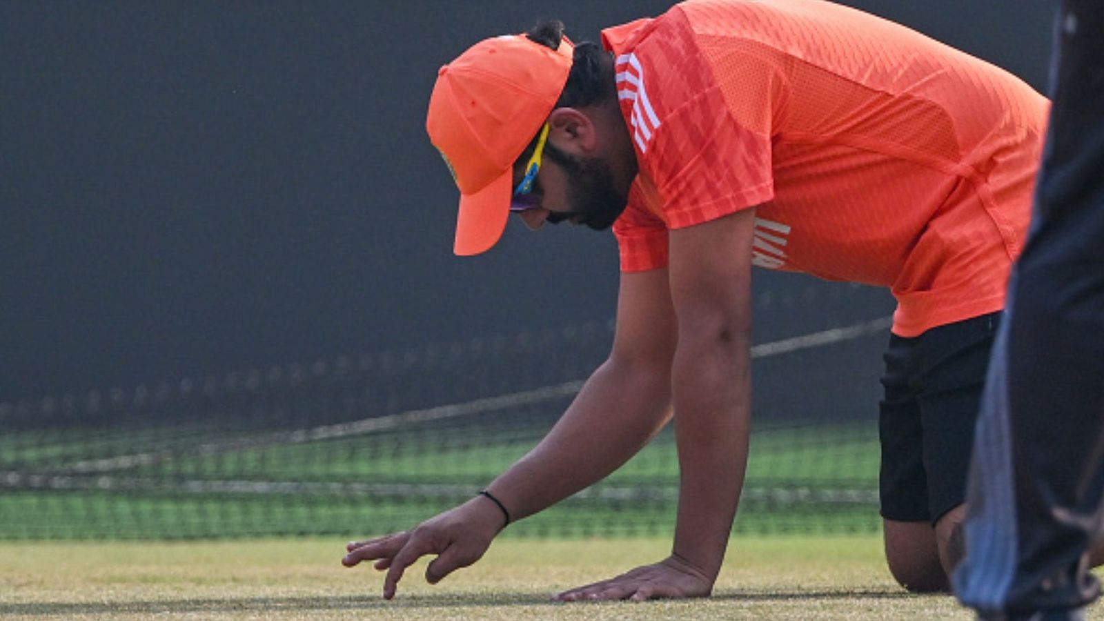 World Cup Final Pitch Report : भारत-ऑस्ट्रेलिया के बीच 'लाल' या 'काली' किस मिट्टी पर होगा फाइनल मुकाबला? पिच पर आई बड़ी अपडेट World Cup Final Pitch Report : भारत-ऑस्ट्रेलिया के बीच 'लाल' या 'काली' किस मिट्टी पर होगा फाइनल मुकाबला? पिच पर आई बड़ी अपडेट