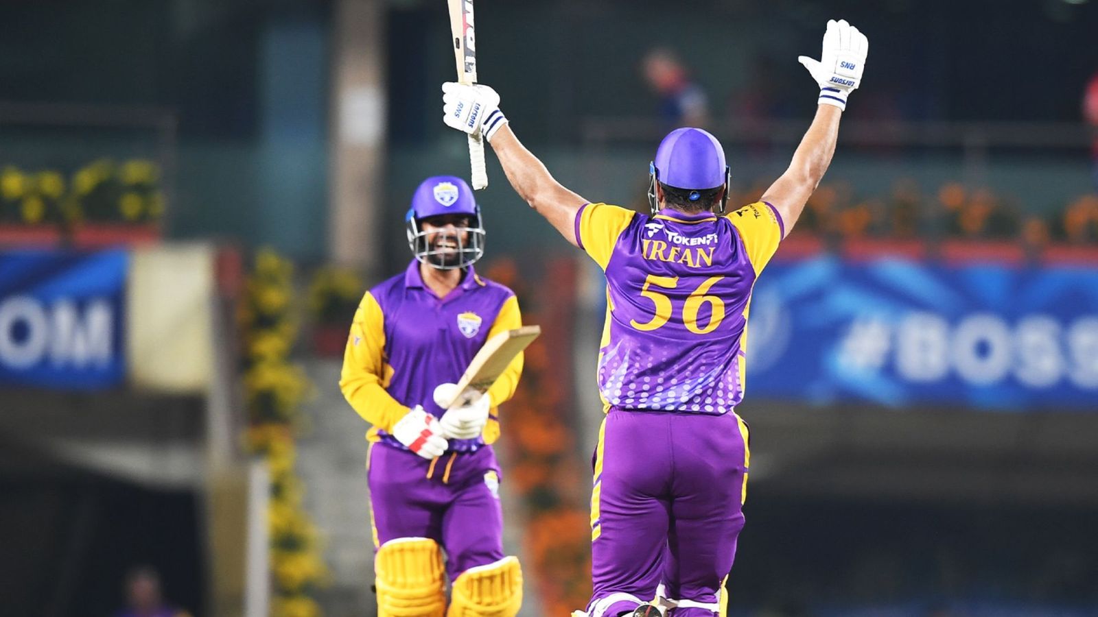 इरफ़ान पठान ने उड़ाए 9 छक्के, 20 ओवर में 229 रन के टारगेट का बनाया खिलौना, गौतम गंभीर की इंडिया कैपिटल्स को मिली हार इरफ़ान पठान ने उड़ाए 9 छक्के, 20 ओवर में 229 रन के टारगेट का बनाया खिलौना, गौतम गंभीर की इंडिया कैपिटल्स को मिली हार