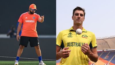 IND vs AUS Final: भारत-ऑस्ट्रेलिया की फाइनल टक्कर यहां देखें बिल्कुल फ्री, जानिए कब, कहां, कितने बजे शुरू होगा मुकाबला पैट कमिंस और रोहित शर्मा