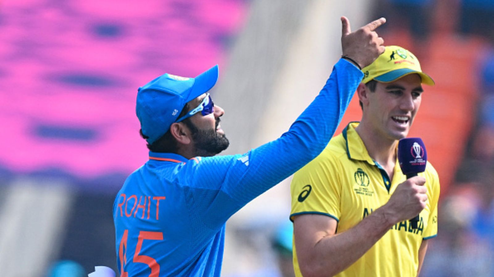 IND vs AUS Final: टॉस जीतकर भी पहले बैटिंग क्यों नहीं की? पैट कमिंस ने इस एक वजह को बताया जिम्मेदार IND vs AUS Final: टॉस जीतकर भी पहले बैटिंग क्यों नहीं की? पैट कमिंस ने इस एक वजह को बताया जिम्मेदार