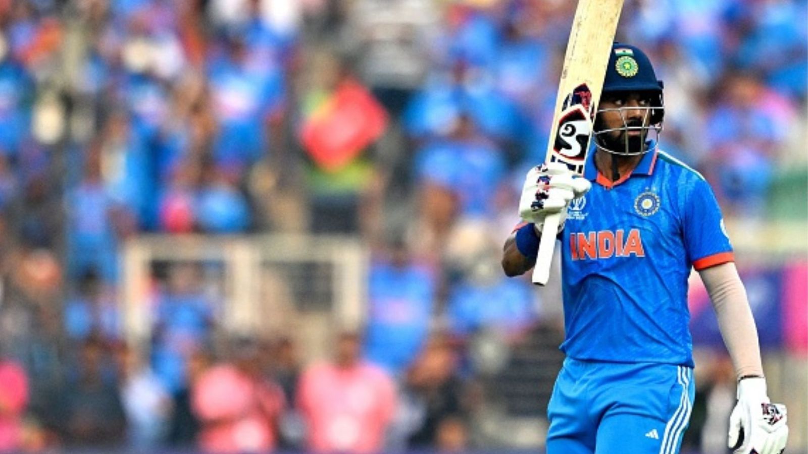 World Cup 2023 के सबसे धीमे बल्लेबाज बने केएल राहुल, 49 डॉट गेंदों से अनचाहे रिकॉर्ड में सबसे आगे आया उनका नाम  World Cup 2023 के सबसे धीमे बल्लेबाज बने केएल राहुल, 49 डॉट गेंदों से अनचाहे रिकॉर्ड में सबसे आगे आया उनका नाम