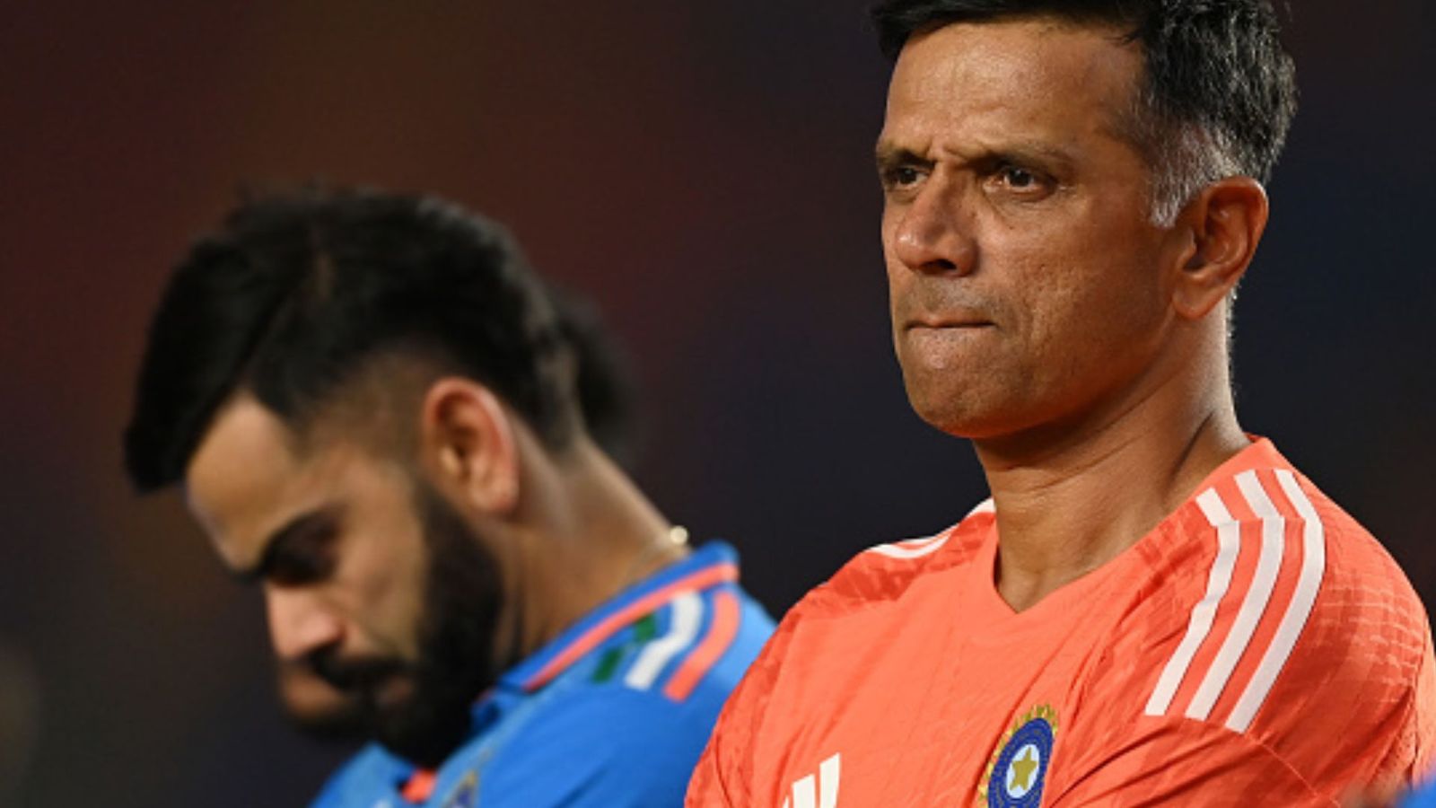 World Cup Final में टीम इंडिया की हार से निराश राहुल द्रविड़, बतौर कोच अपने भविष्य पर कही ये बड़ी बात World Cup Final में टीम इंडिया की हार से निराश राहुल द्रविड़, बतौर कोच अपने भविष्य पर कही ये बड़ी बात