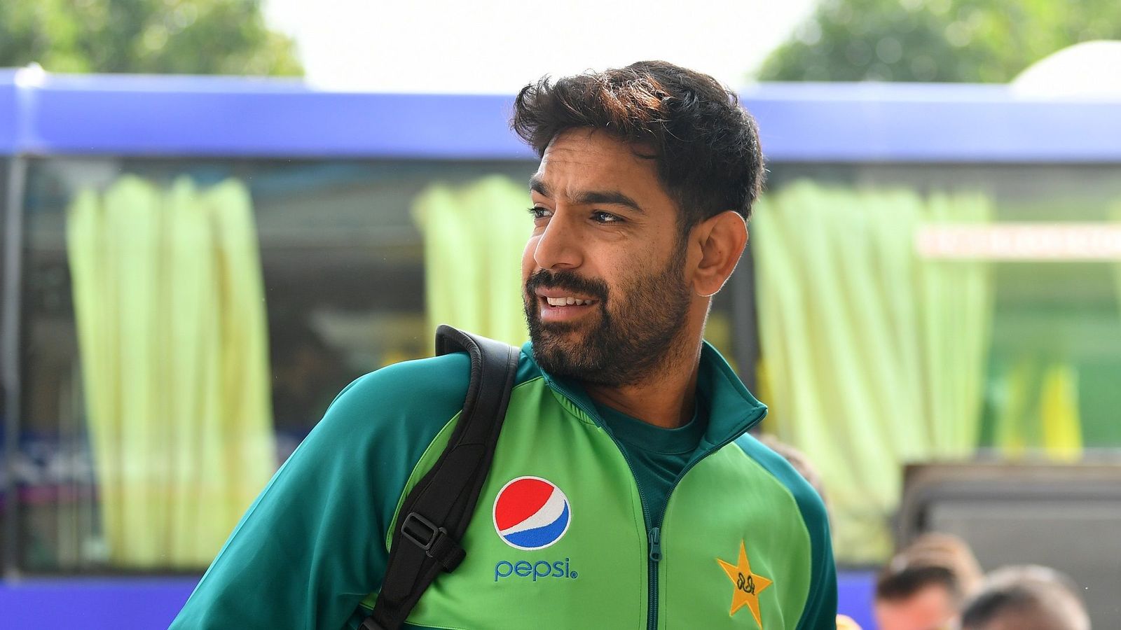 पाकिस्तान बोर्ड से बवाल के बीच हारिस रऊफ के पाखंडी वाले बयान की क्या है सच्चाई?  पाकिस्तान बोर्ड से बवाल के बीच हारिस रऊफ के पाखंडी वाले बयान की क्या है सच्चाई?