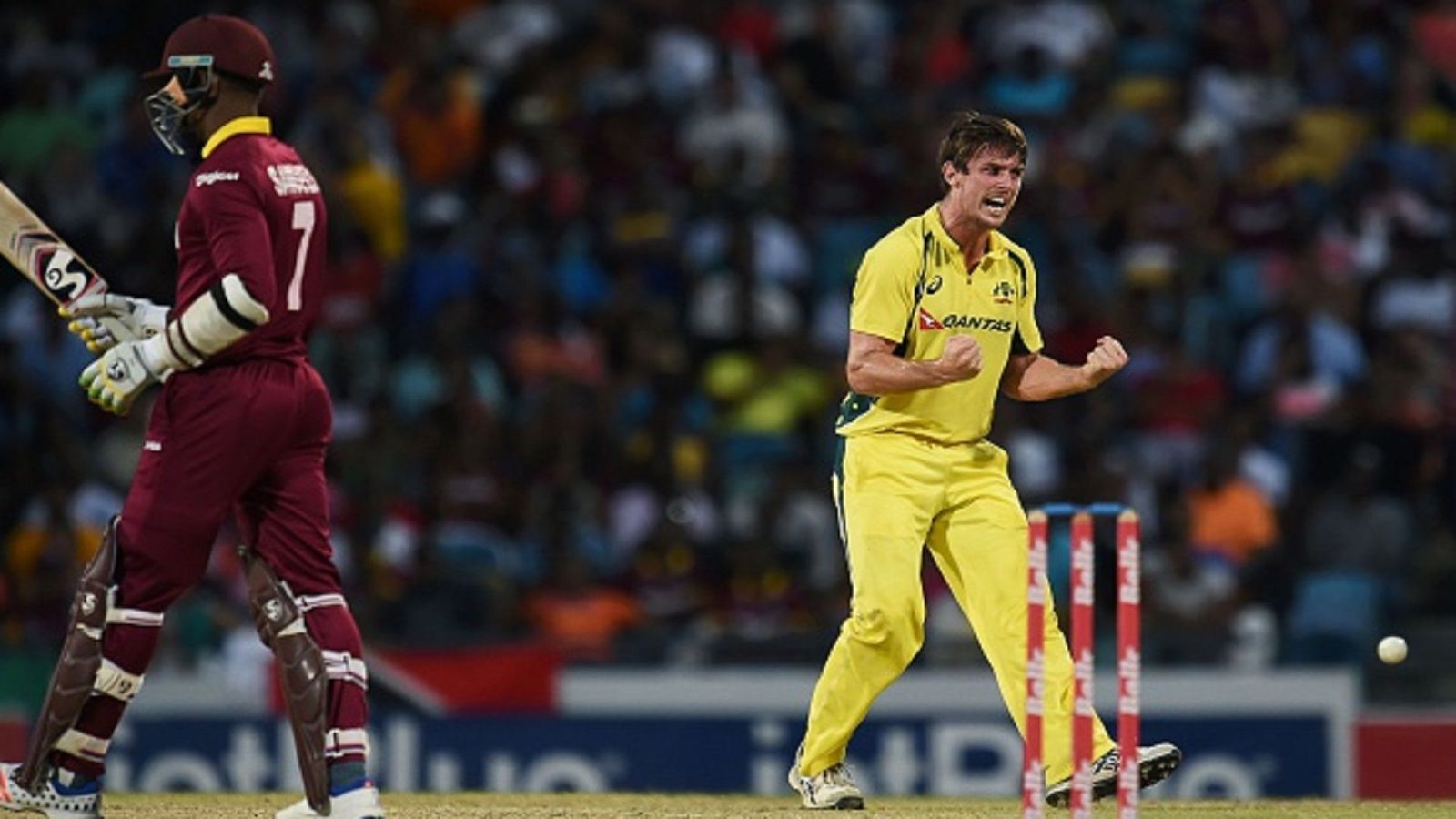 वर्ल्ड कप फाइनल के प्लेयर ऑफ द मैच पर लगा 6 साल का बैन, जानें स्टार बल्लेबाज को क्यों मिली इतनी कड़ी सजा वर्ल्ड कप फाइनल के प्लेयर ऑफ द मैच पर लगा 6 साल का बैन, जानें स्टार बल्लेबाज को क्यों मिली इतनी कड़ी सजा