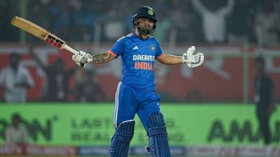 IND vs AUS: जानिए क्यों रिंकू सिंह का आखिरी गेंद पर लगाया सिक्स रनों में नहीं होगा काउंट? रिंकू सिंह ने ऑस्ट्रेलिया के खिलाफ फिनिशर की भूमिका शानदार तरीके से निभाई.