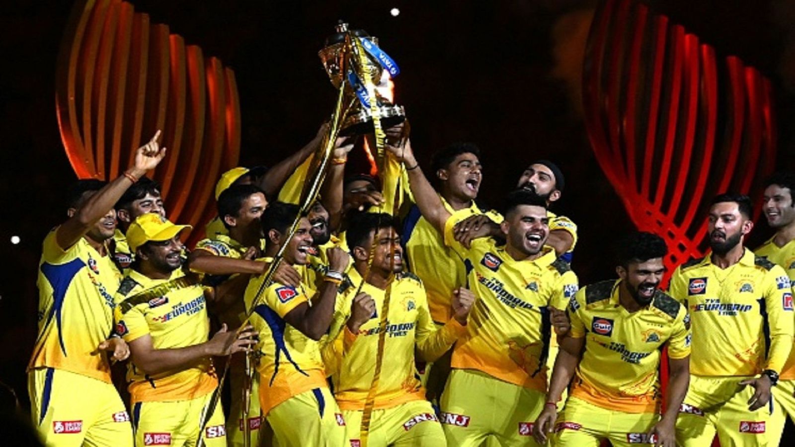 IPL 2024, CSK Squad: बेन स्टोक्स, जैमीसन समेत आठ प्लेयर्स को चेन्नई सुपर किंग्स ने किया रिलीज, जानें एमएस धोनी की पूरी सेना IPL 2024, CSK Squad: बेन स्टोक्स, जैमीसन समेत आठ प्लेयर्स को चेन्नई सुपर किंग्स ने किया रिलीज, जानें एमएस धोनी की पूरी सेना