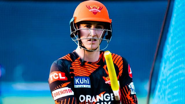 IPL 2024: इन खिलाड़ियों के लिए टीमों ने खाली की तिजोरियां, अब एक सीजन बाद ही निकाला, 4 में से 3 सबसे महंगे प्लेयर भी शामिल हैरी ब्रूक आईपीएल 2023 ऑक्शन के सबसे महंगे बल्लेबाज थे.