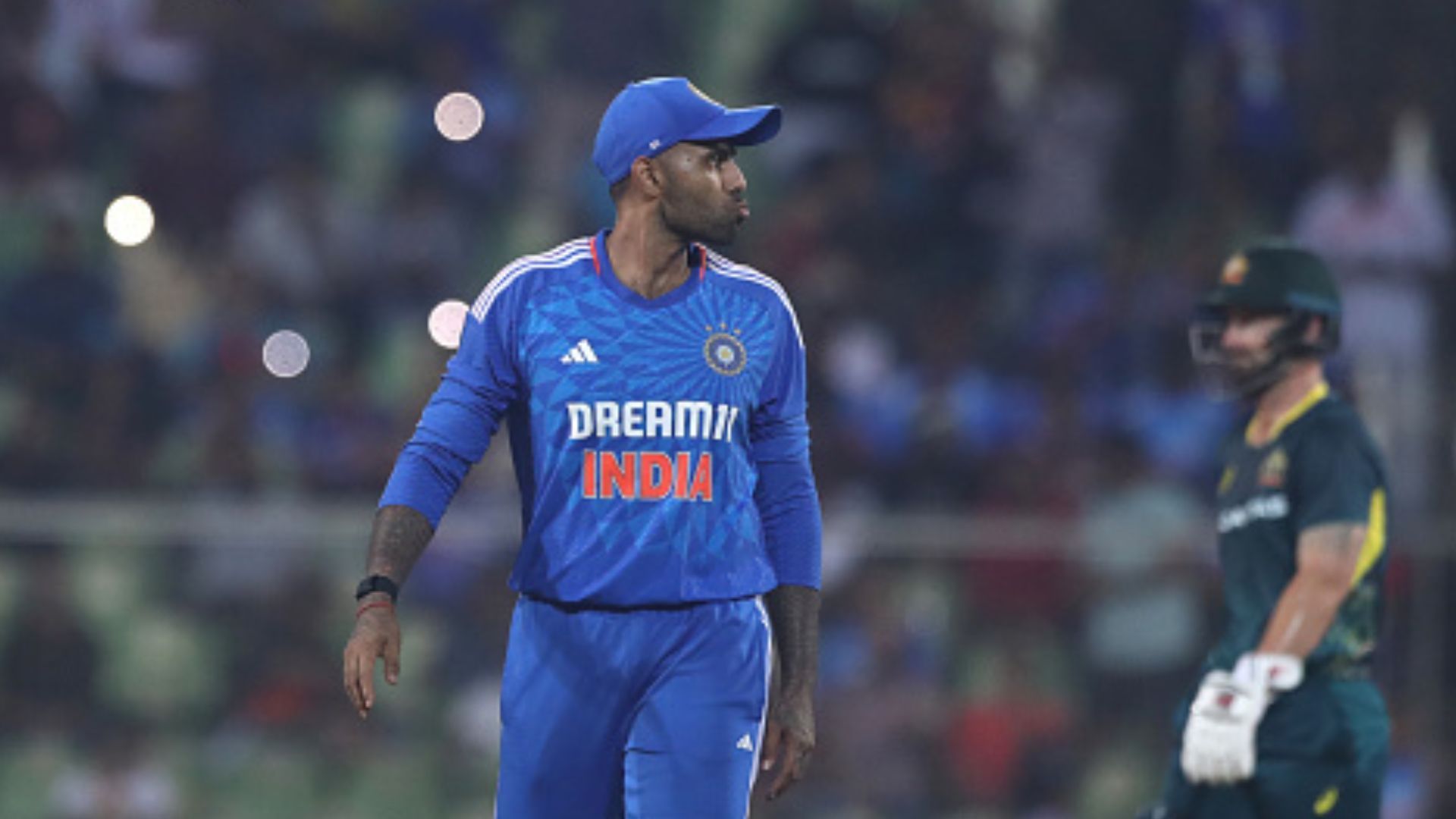 IND vs AUS : 222 रन बनाने के बाद मिली हार से सूर्यकुमार यादव का छलका दर्द, कहा - मैक्सवेल को आउट करना... IND vs AUS : 222 रन बनाने के बाद मिली हार से सूर्यकुमार यादव का छलका दर्द, कहा - मैक्सवेल को आउट करना...