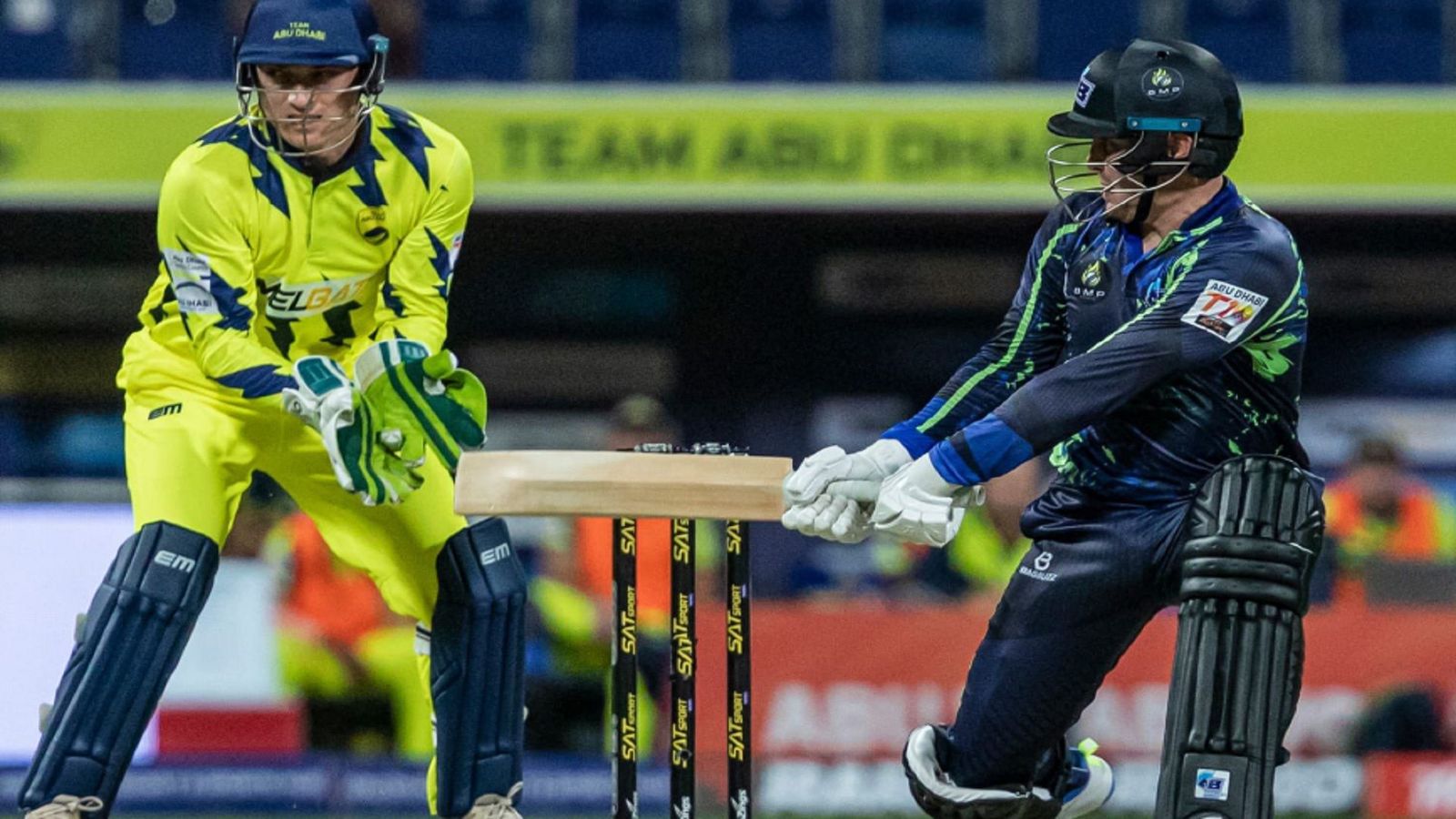 6 चौके, 7 छक्के, KKR के बल्लेबाज ने 39 गेंदों पर ठोके 84 रन, चेन्नई की टीम को दिलाई जीत 6 चौके, 7 छक्के, KKR के बल्लेबाज ने 39 गेंदों पर ठोके 84 रन, चेन्नई की टीम को दिलाई जीत