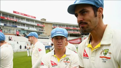 'ऑस्ट्रेलियाई क्रिकेट इतिहास के सबसे बड़े स्कैंडल में शामिल डेविड वॉर्नर को नहीं मिलनी चाहिए हीरो जैसी रिटायरमेंट,' मिचेल जॉनसन का हमला डेविड वॉर्नर से बेहद ज्यादा खफा हैं डेविड वॉर्नर