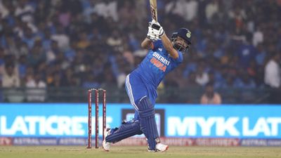 T20 World Cup वाली टीम इंडिया से बाहर भी हो सकते हैं रिंकू सिंह, आशीष नेहरा ने क्यों दिया बुरा संकेत? रिंकू सिंह