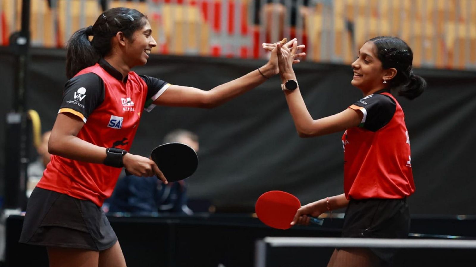 भारत की दो बेटियों ने खत्म किया पूरे देश का इंतजार, दिलाया वर्ल्ड यूथ टेबल टेनिस चैंपियनशिप में पहला सिल्वर मेडल भारत की दो बेटियों ने खत्म किया पूरे देश का इंतजार, दिलाया वर्ल्ड यूथ टेबल टेनिस चैंपियनशिप में पहला सिल्वर मेडल