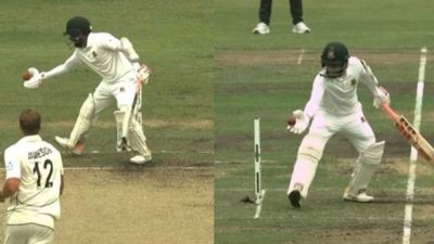 BAN vs NZ: 6 साल पहले आए नियम को बांग्लादेशी बल्लेबाज ने तोड़ा, न्यूजीलैंड के खिलाफ हाथ से रोकी गेंद, इस तरह आउट होने वाले बने पहले बल्लेबाज हैंडलिंग दी बॉल के चलते आउट हुए मुशफिकुर