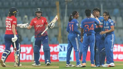 INDW vs ENGW : डानी और ब्रंट ने बल्ले से मचाई तबाही, पहले टी20 में इंग्लैंड ने महिला टीम इंडिया को 38 रन से दी मात हीथर नाइट और नैट स्कीवर ब्रंट, महिला टीम इंडिया की खिलाड़ी