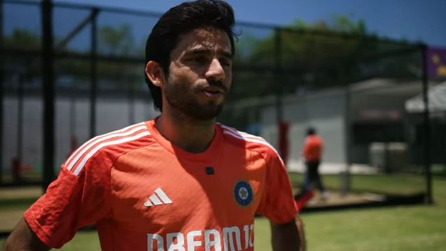 IND vs SA: दुनिया का नंबर एक गेंदबाज बनने के बाद आया रवि बिश्नोई का पहला रिएक्शन, बोले-अब मैं... रवि बिश्नोई के नाम 21 टी20 मैचों में कुल 34 विकेट है